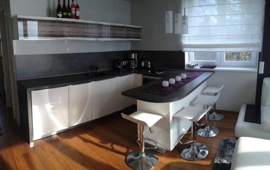 Marcelo Deluxe Apartment Тихани Екстериор снимка
