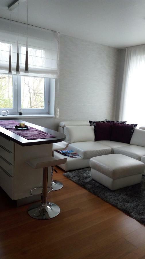 Marcelo Deluxe Apartment Тихани Екстериор снимка